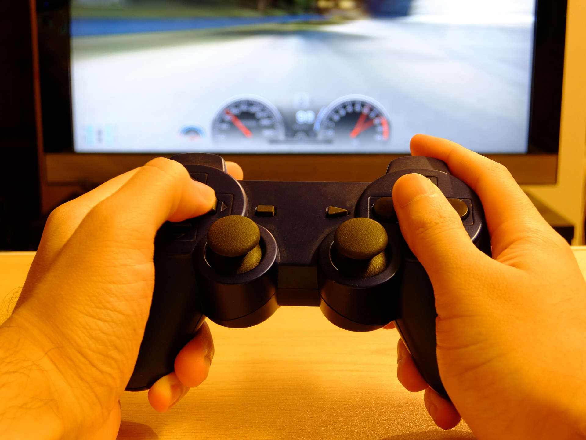 最近のゲームは勉強の邪魔するから気を付けて！